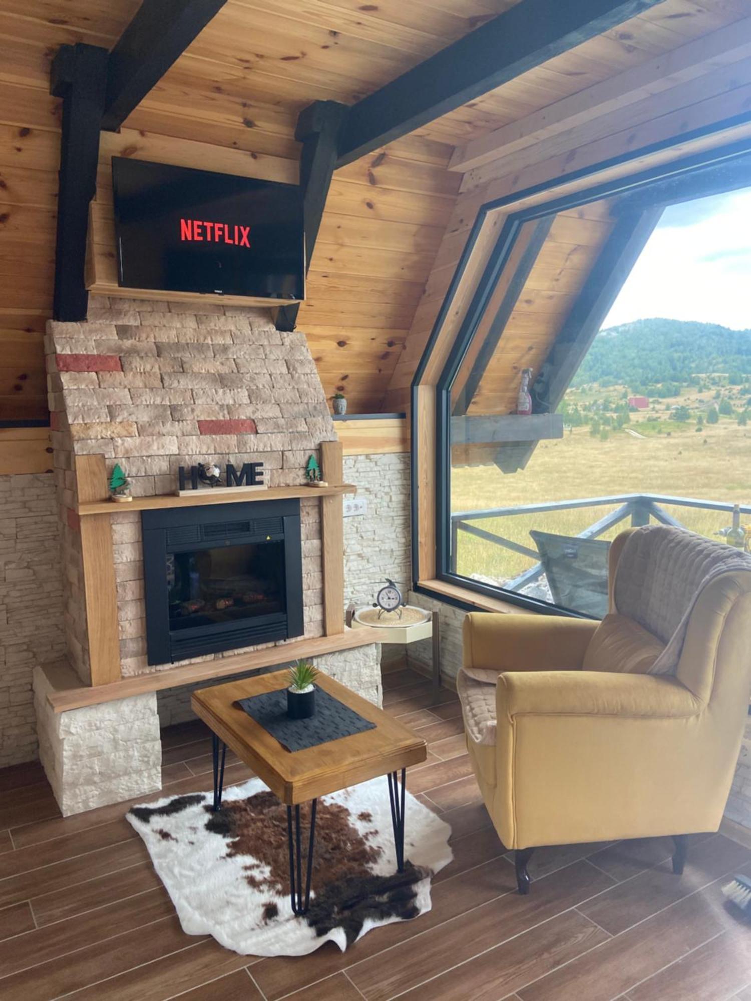 Runolist Chalet Zabljak  Luaran gambar