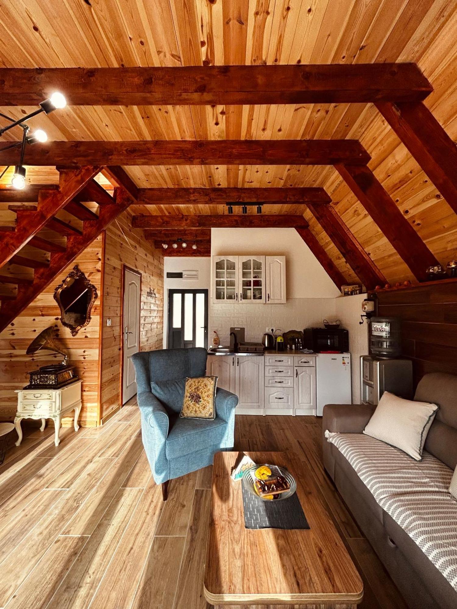 Runolist Chalet Zabljak  Luaran gambar