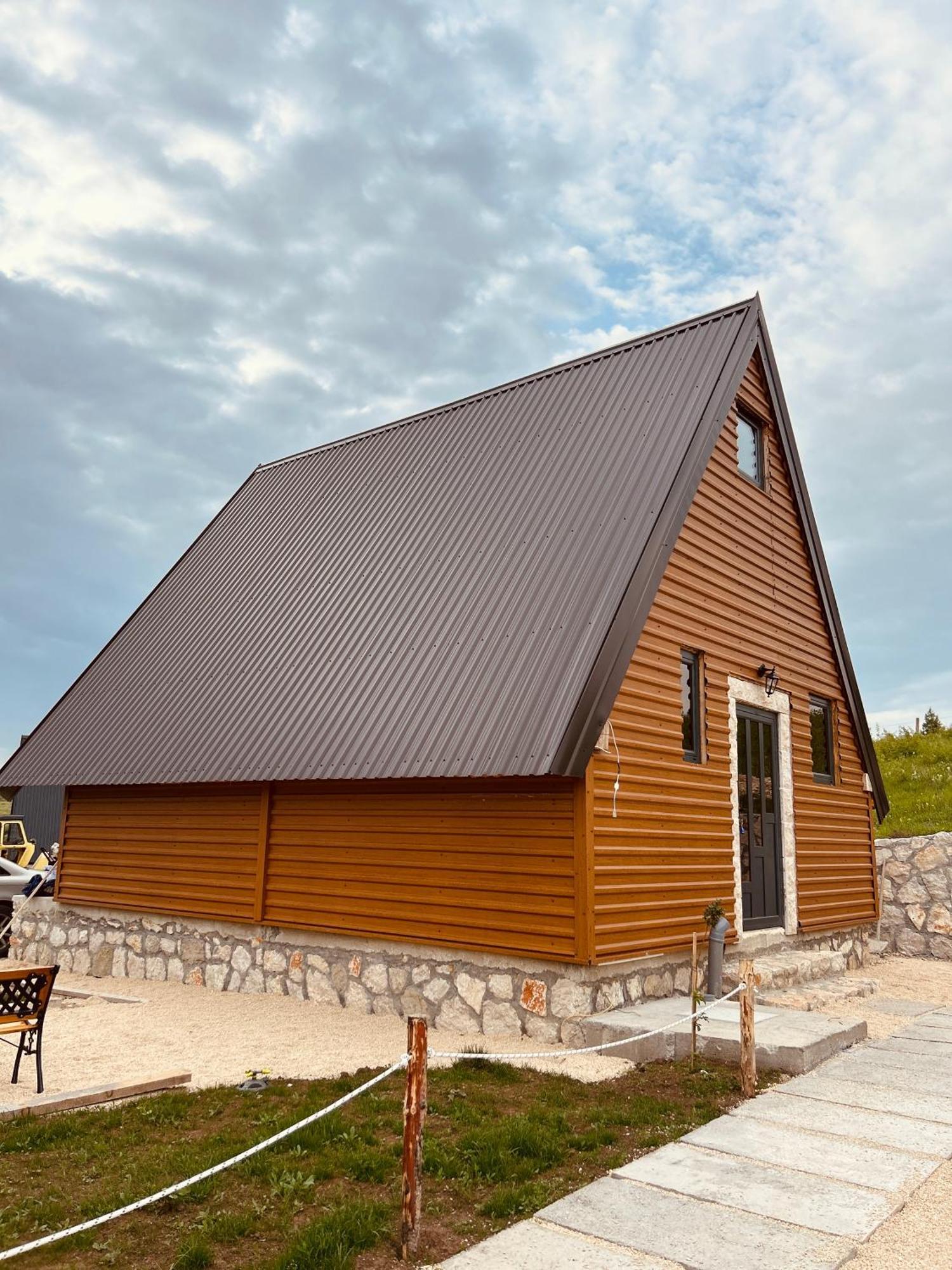 Runolist Chalet Zabljak  Luaran gambar