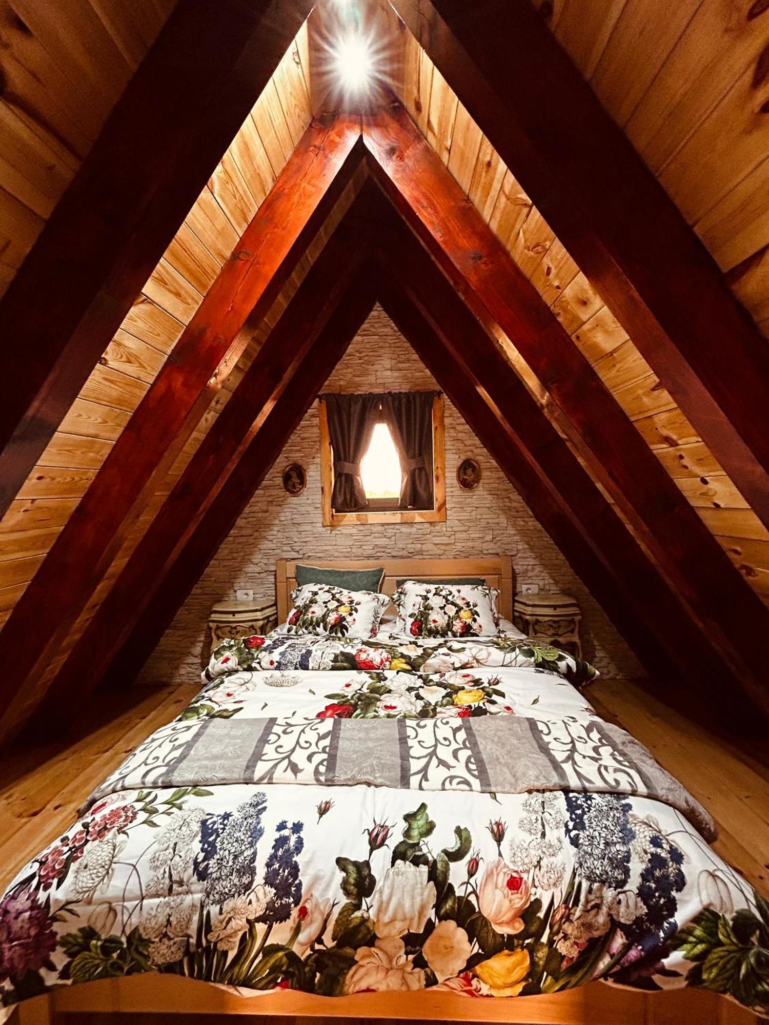 Runolist Chalet Zabljak  Luaran gambar