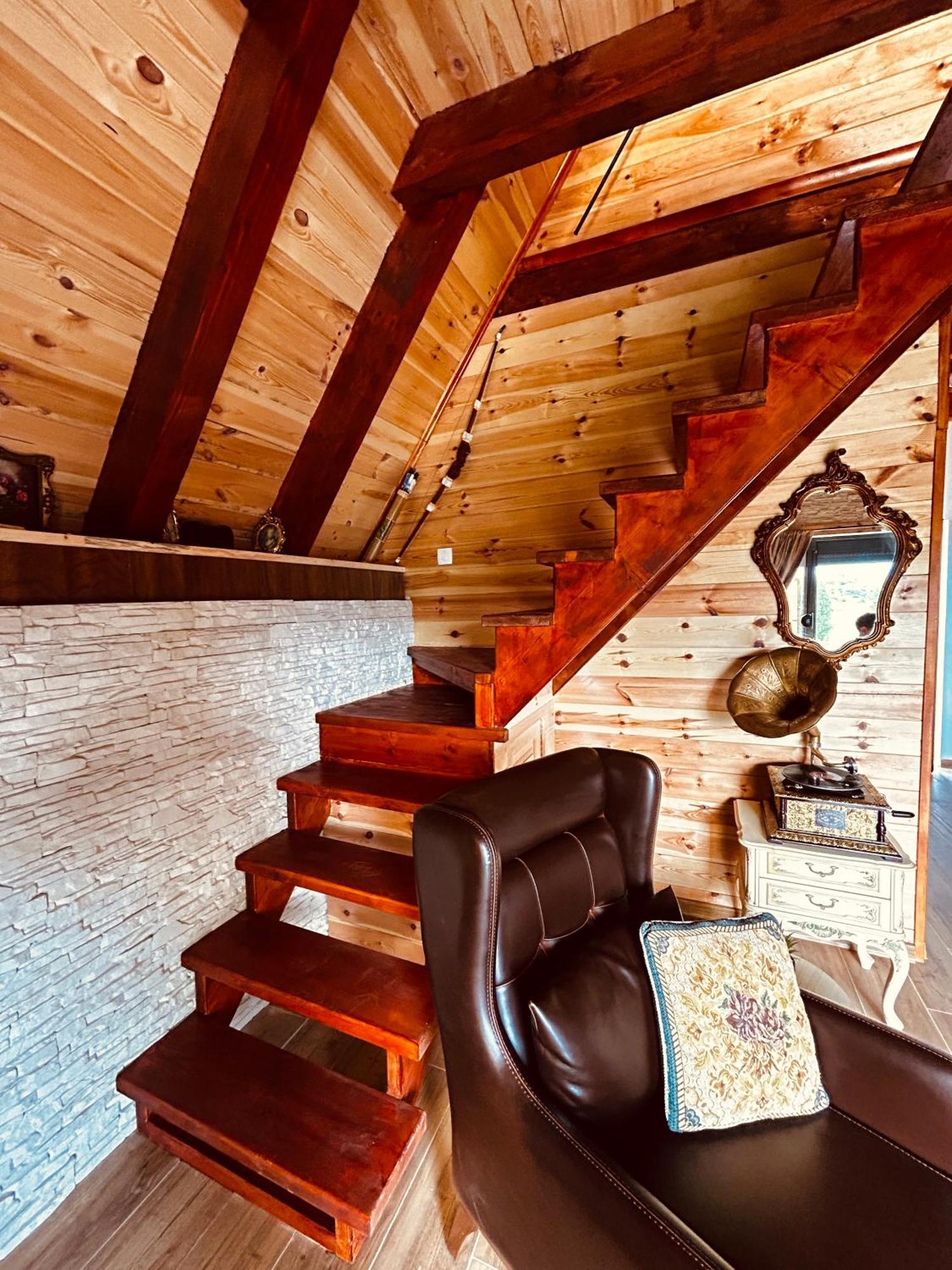 Runolist Chalet Zabljak  Luaran gambar